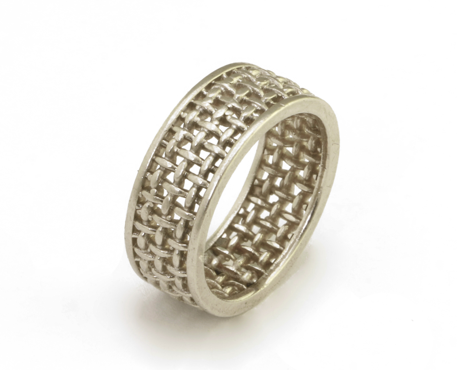 What is White Gold? Everything You Need to Know About This Popular